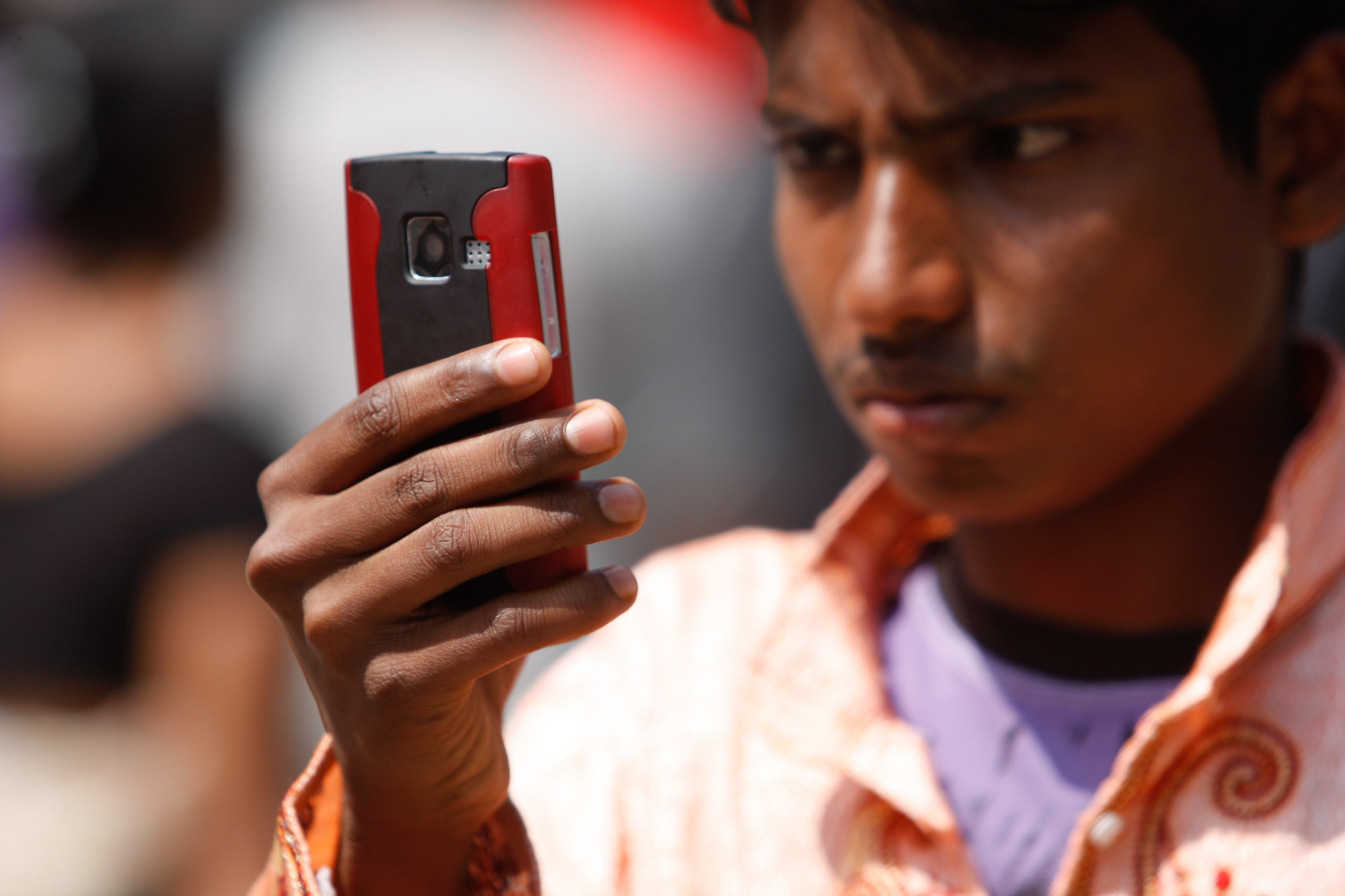 ManWithMobile_Bangladesh